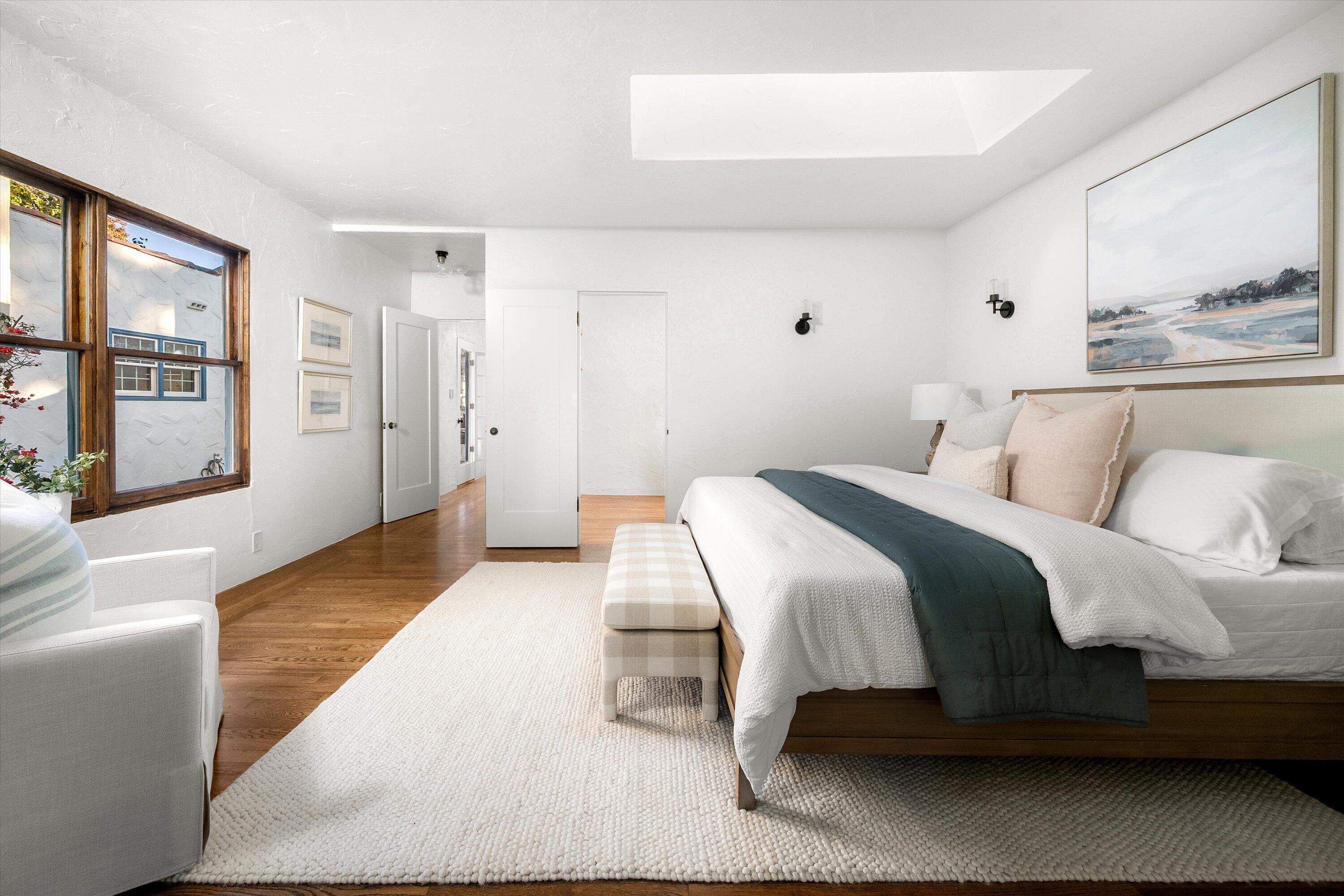 2922 Paseo Del Refugio