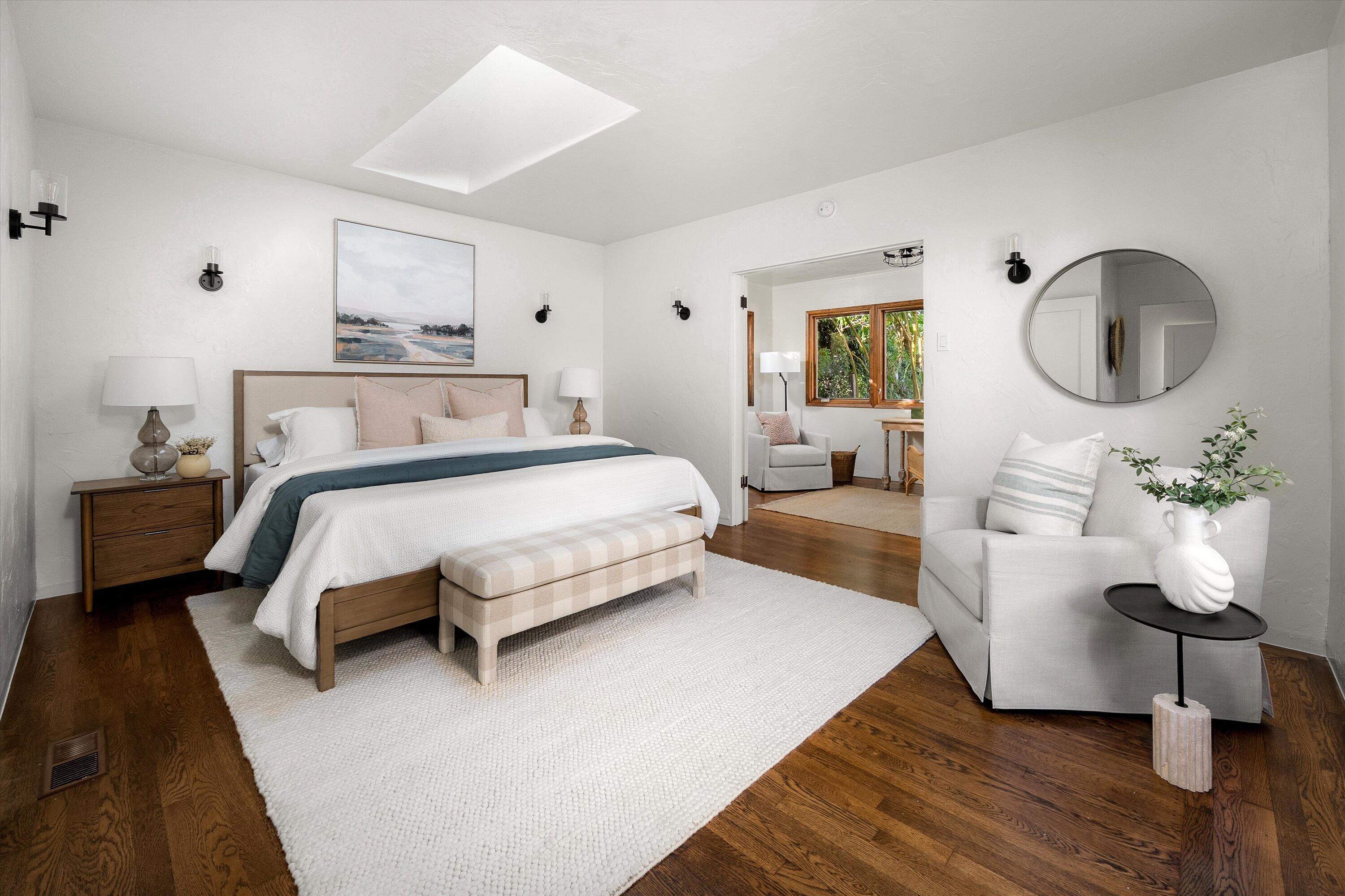 2922 Paseo Del Refugio