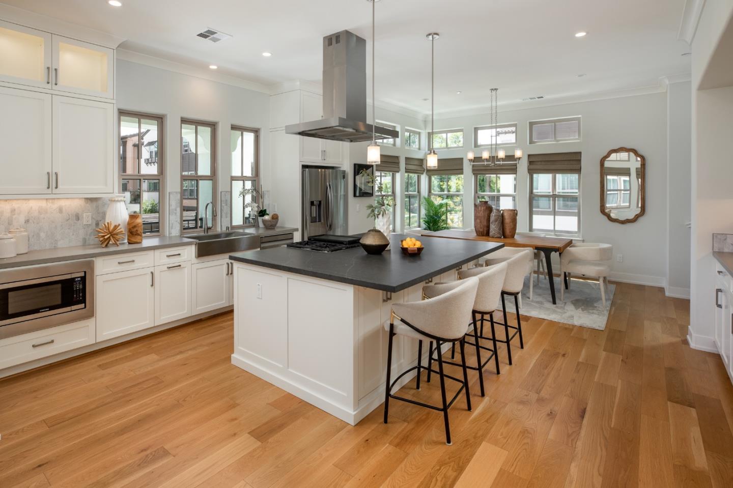 2350 Toledo Terrace