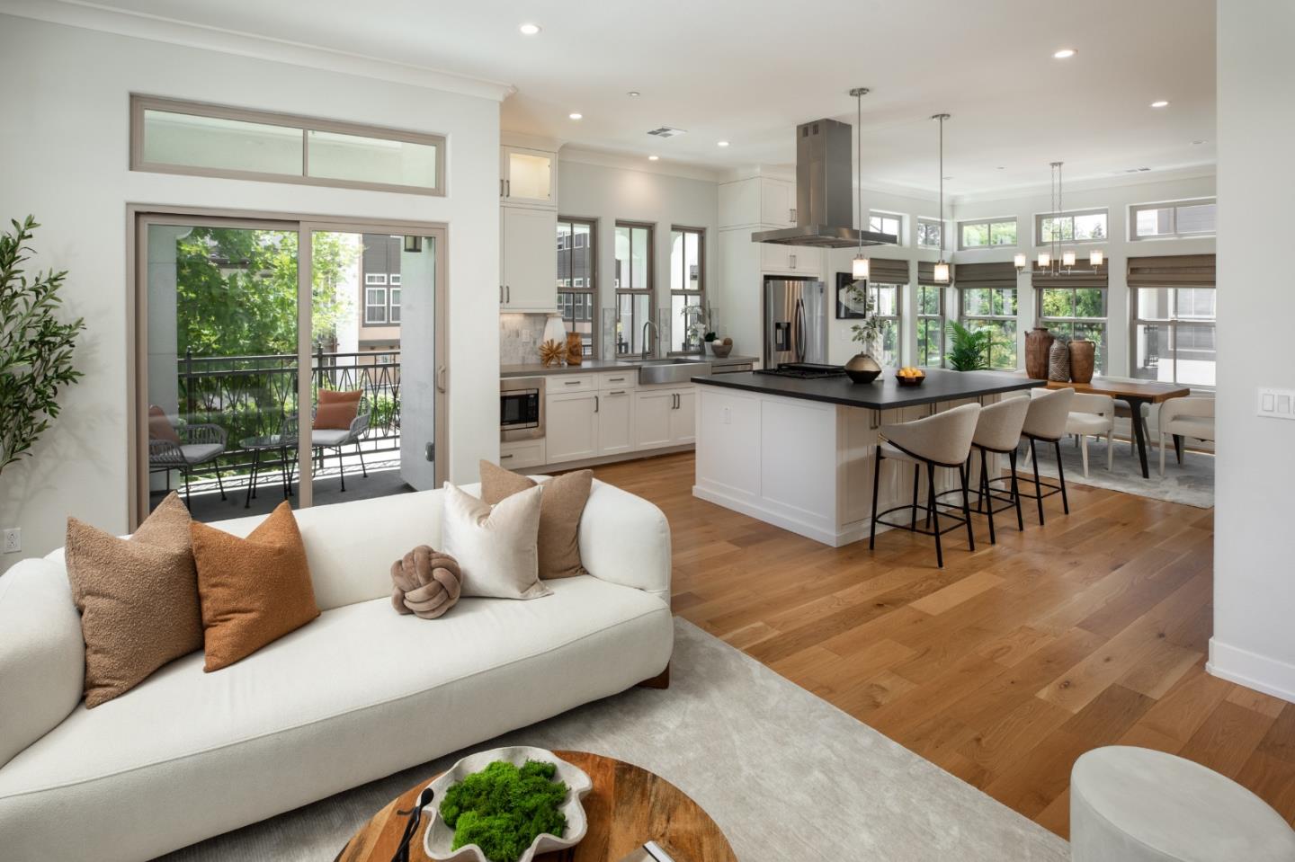 2350 Toledo Terrace