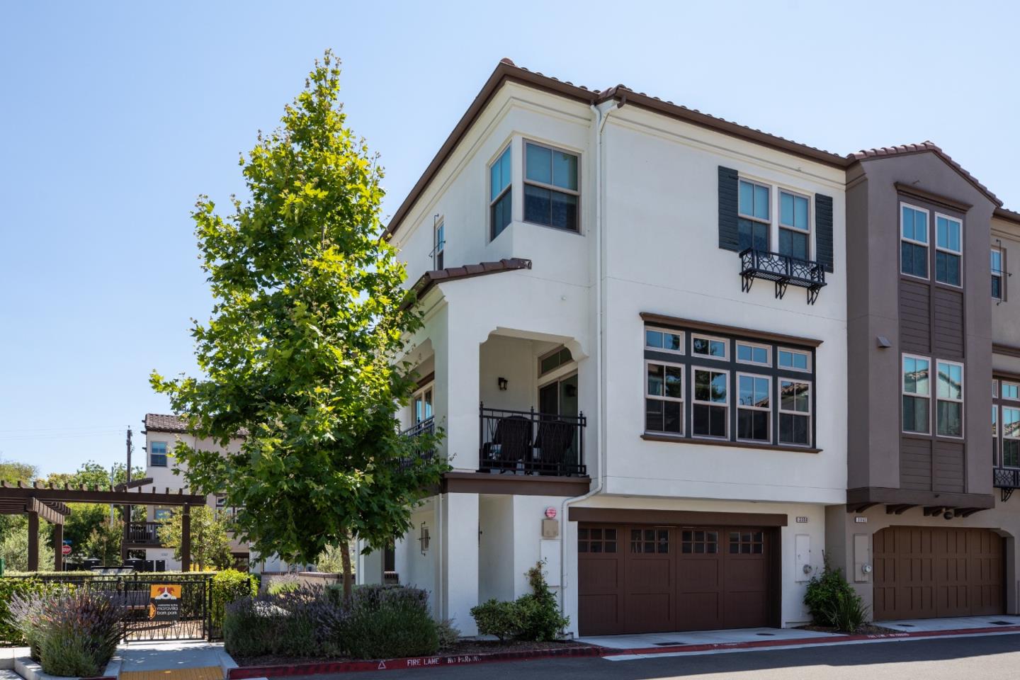 2350 Toledo Terrace