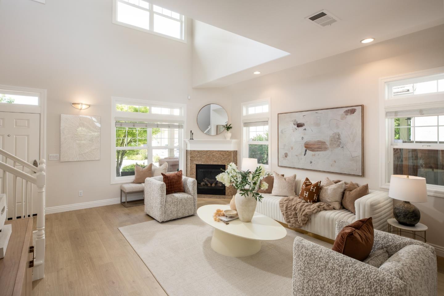 819 Warner Court