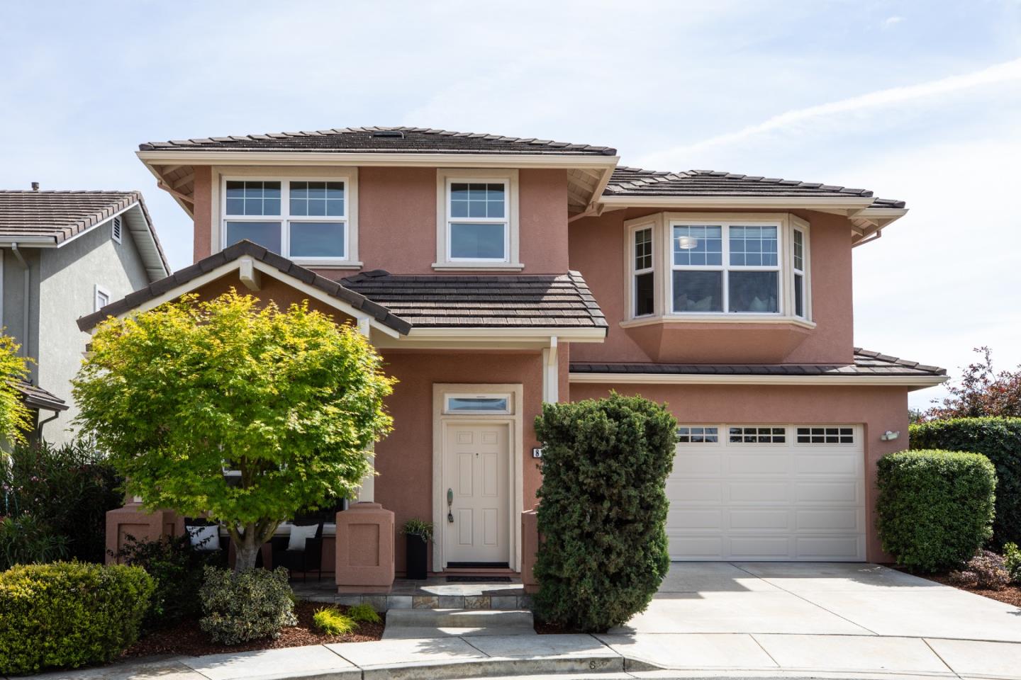 819 Warner Court
