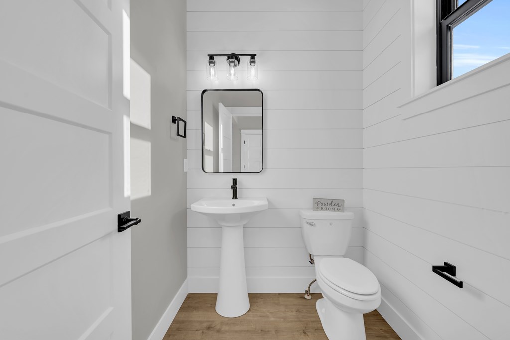 1107 Mo's Way, McCall