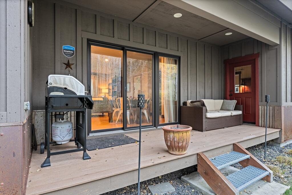 1500 Dragonfly Loop, McCall