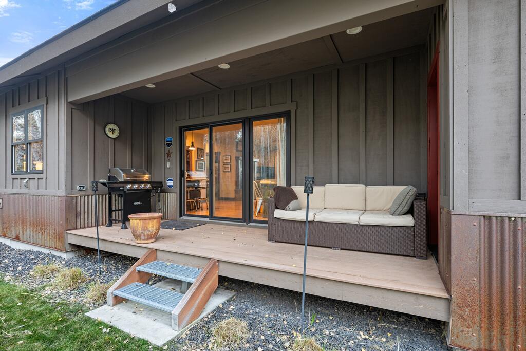 1500 Dragonfly Loop, McCall