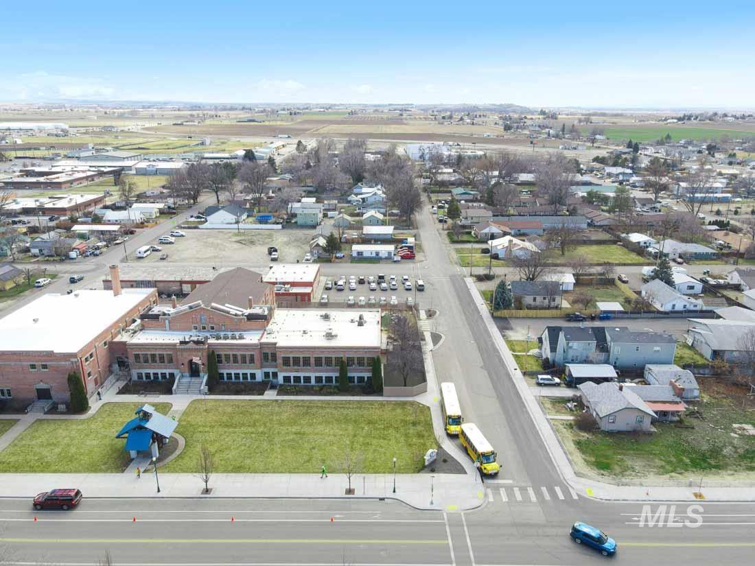 315 S Colorado