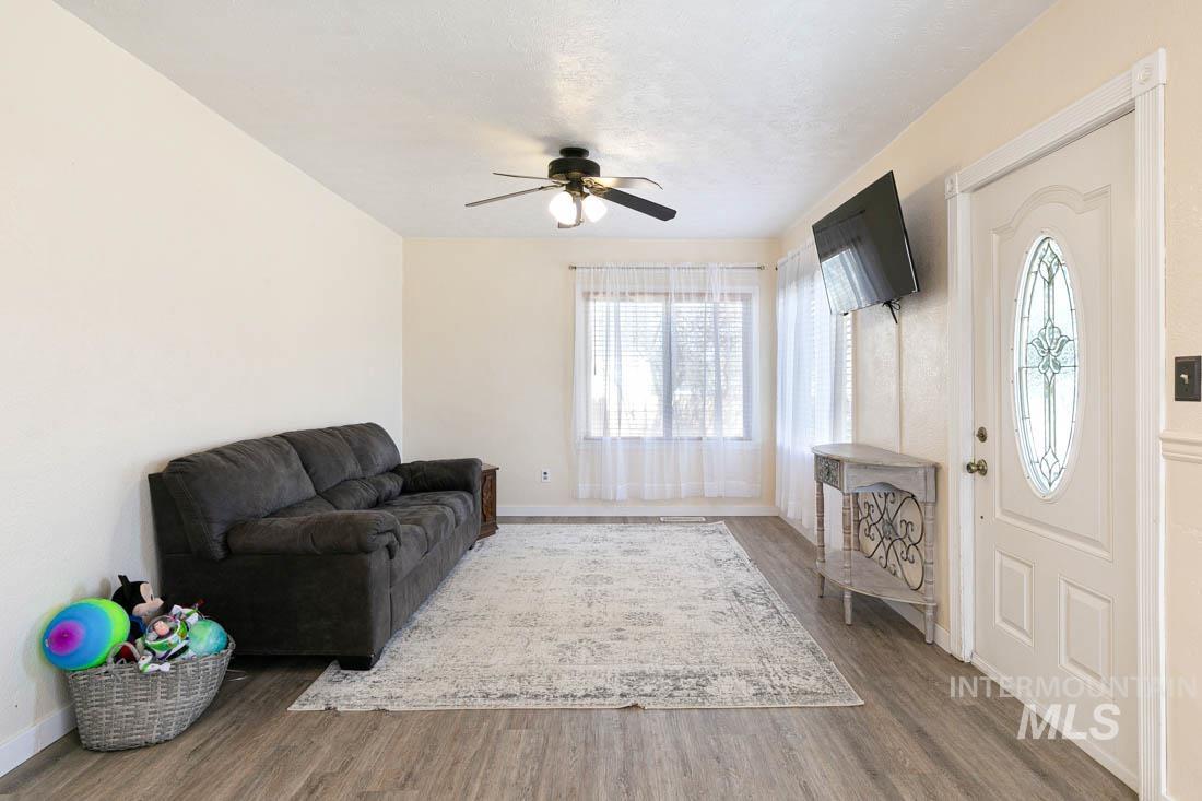 315 S Colorado