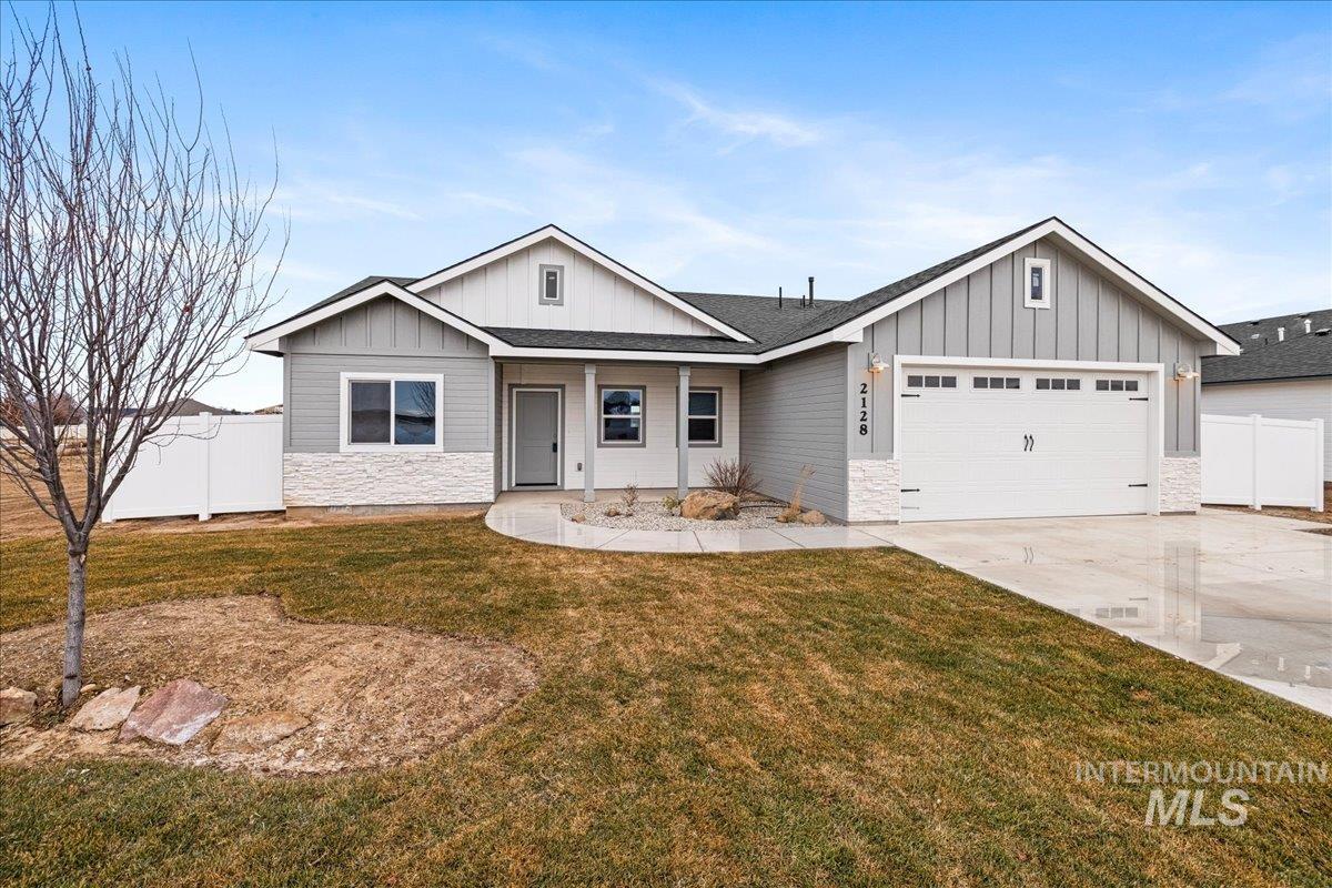2128 Justine Ct