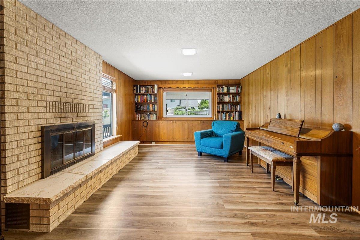 2615 Dorman