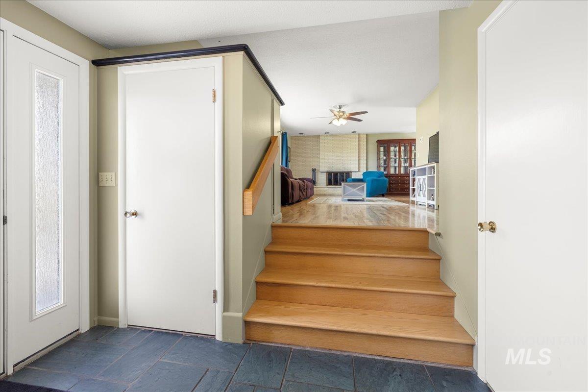 2615 Dorman