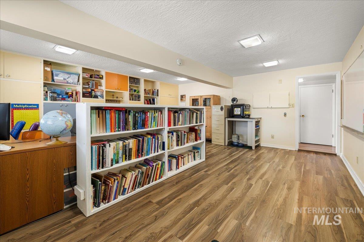 2615 Dorman