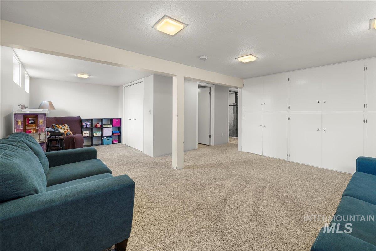 2615 Dorman