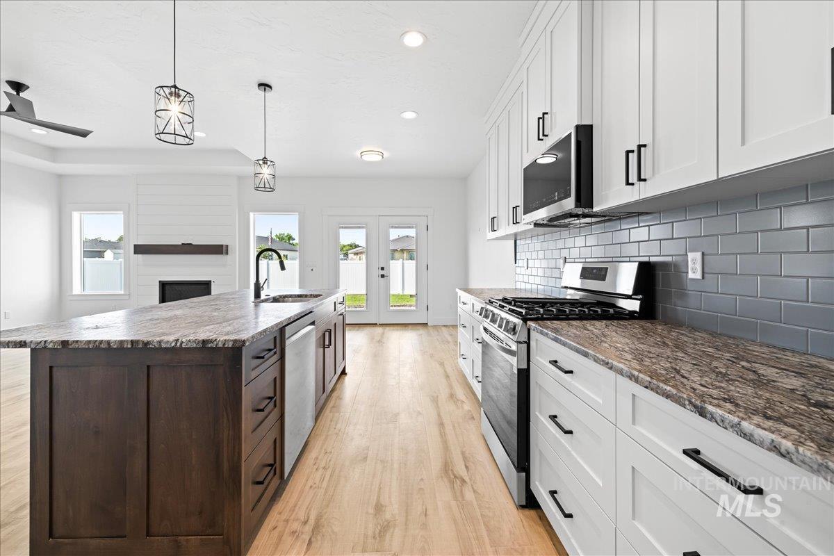 2177 Austin