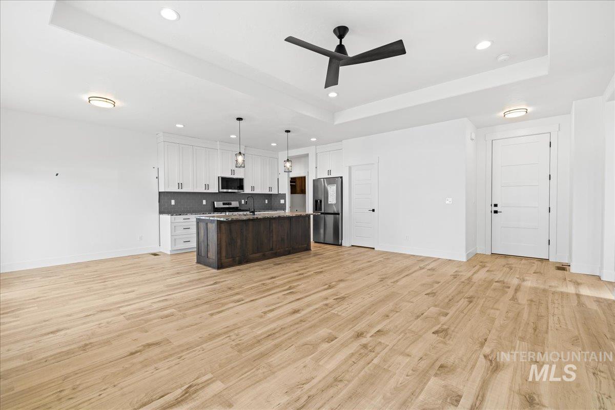 2177 Austin