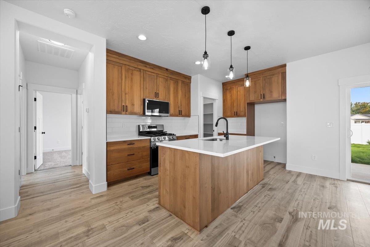 1206 NW 20th Ct