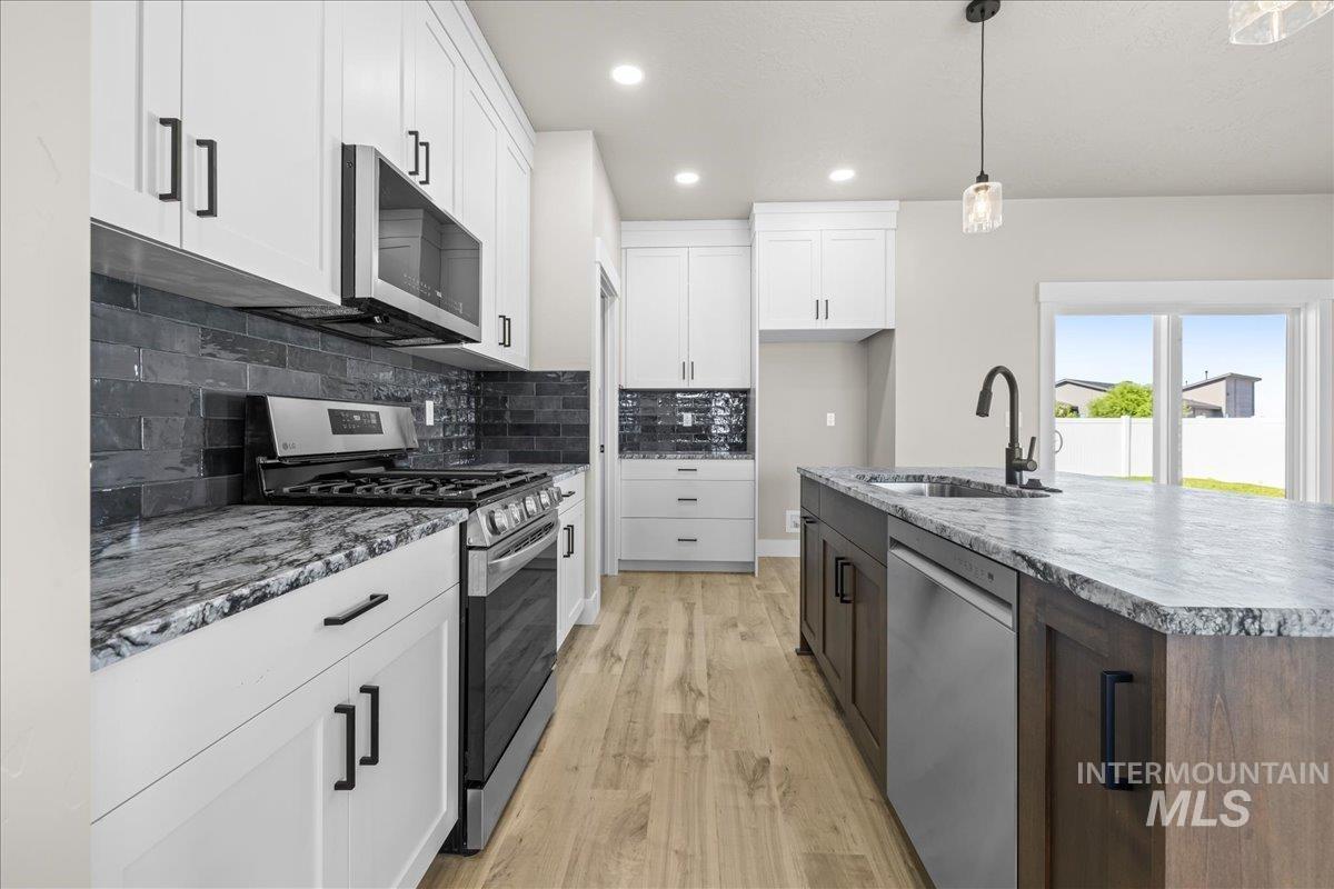 1210 NW 20th