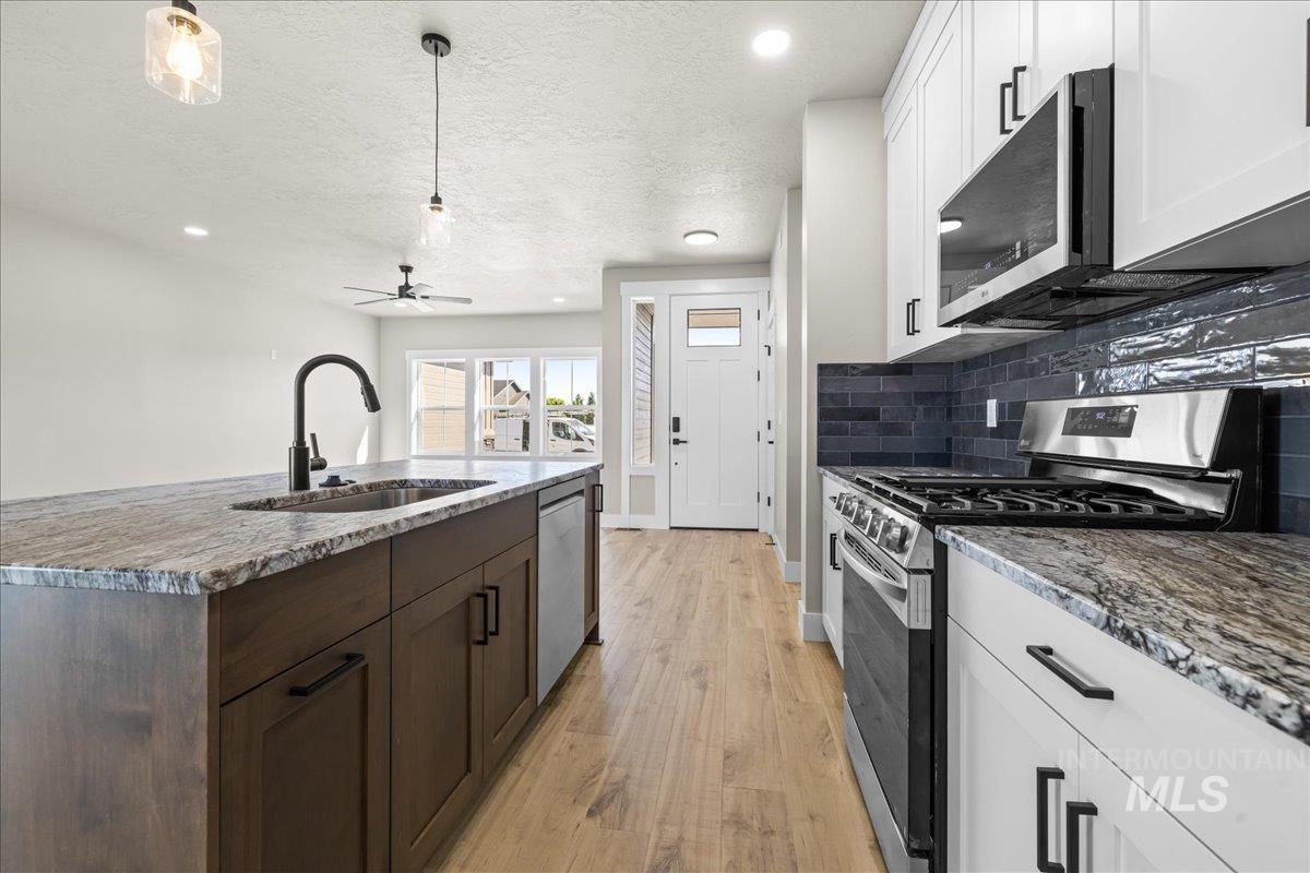 1210 NW 20th