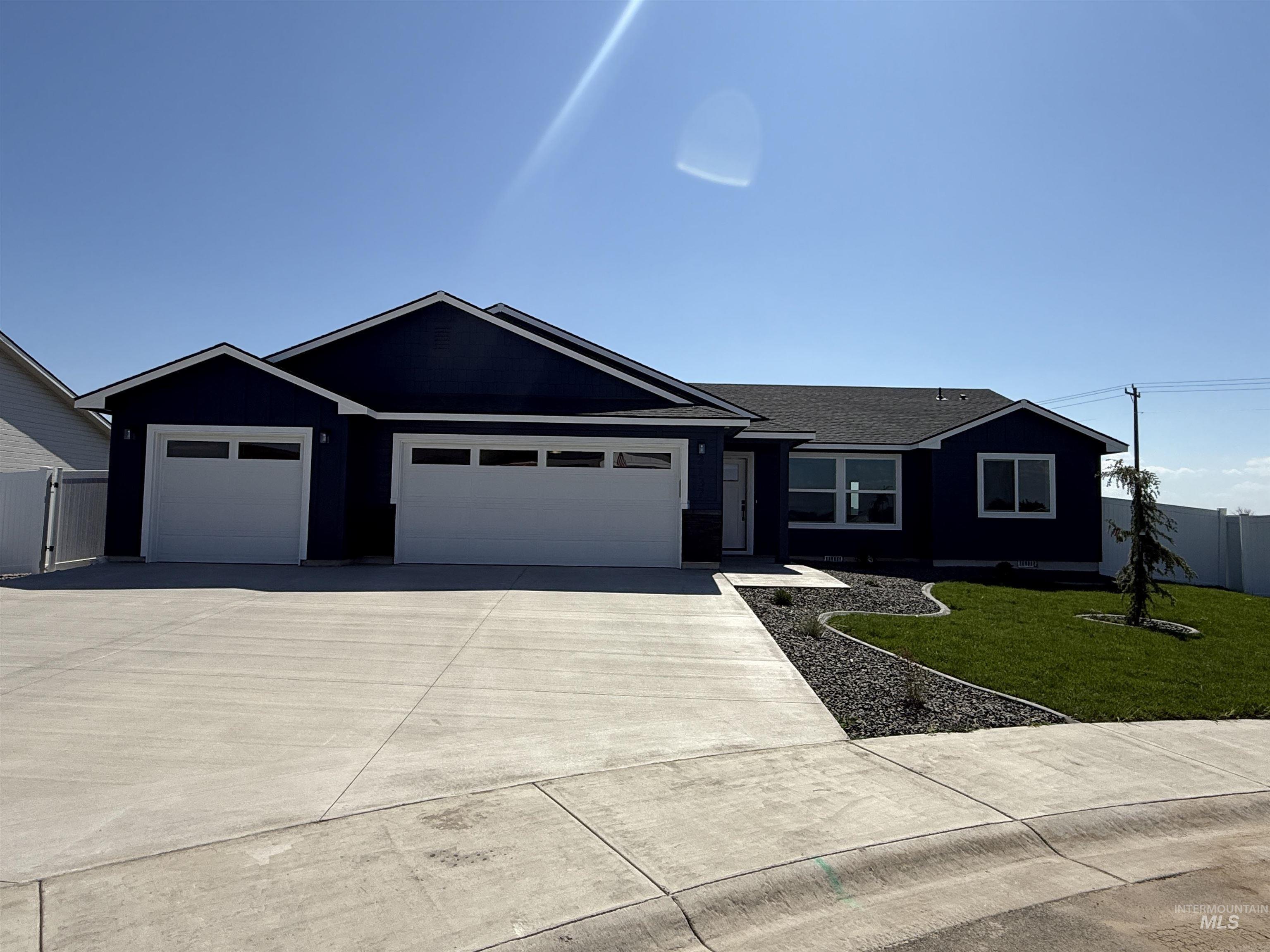 2137 Justine Ct