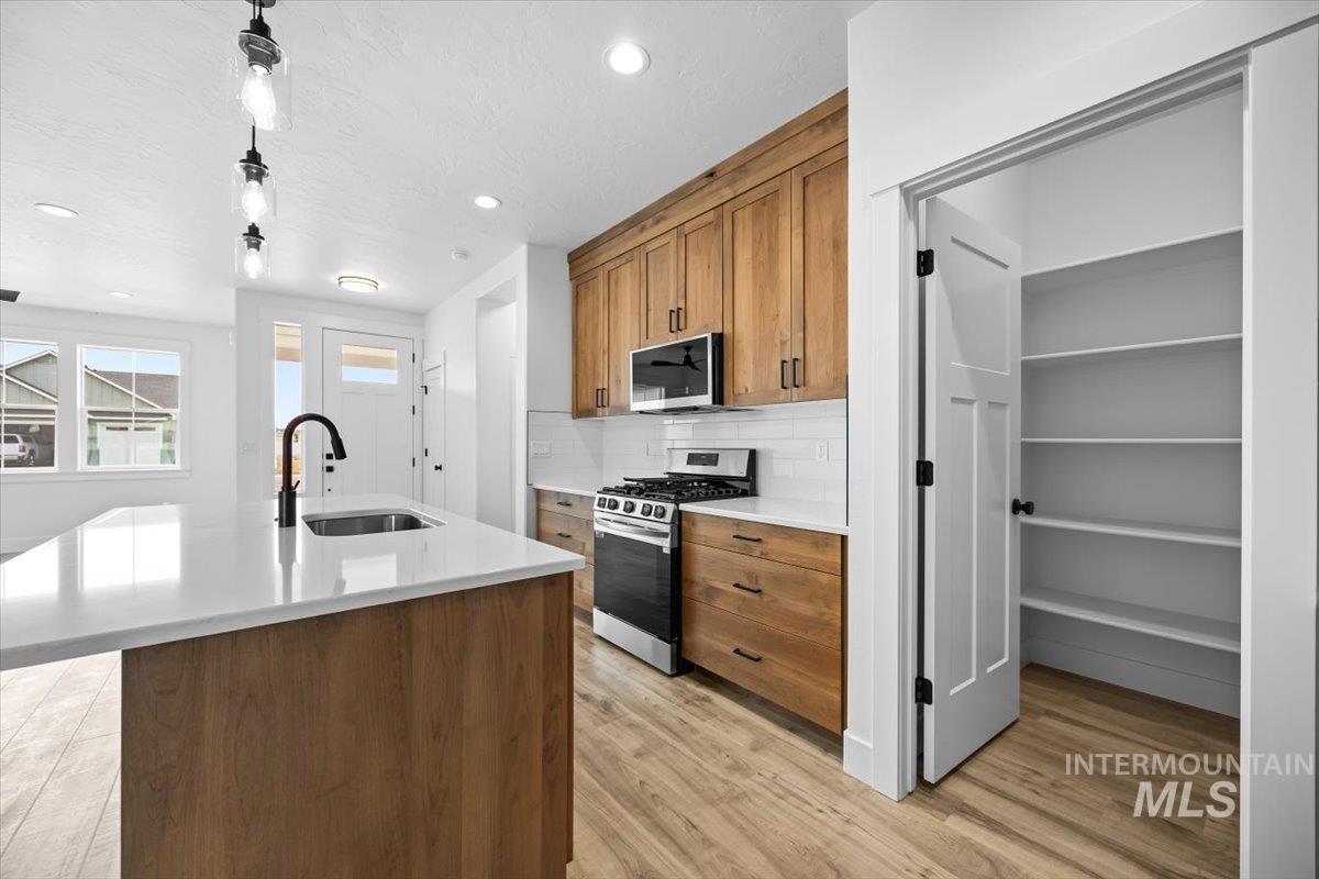 1212 NW 20th