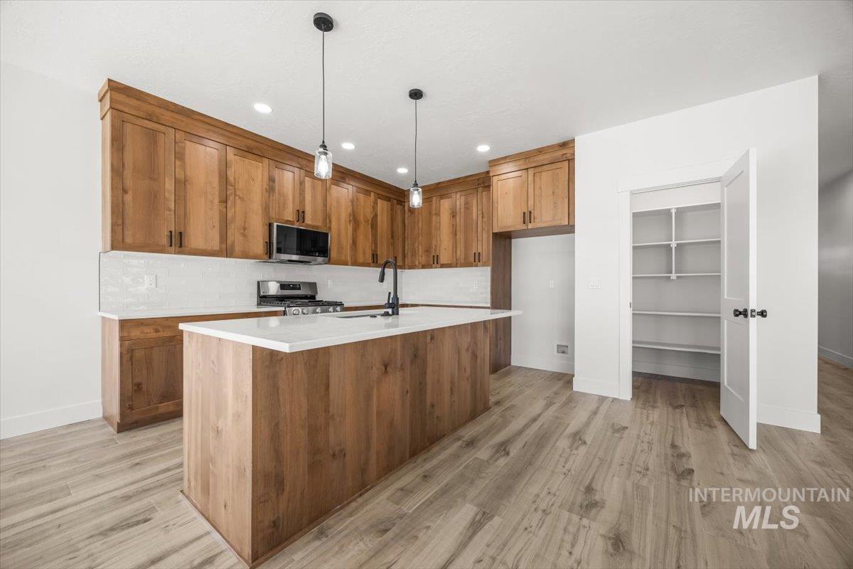 2161 Austin