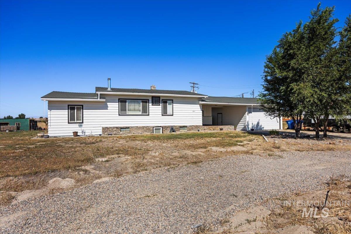 2815 Center