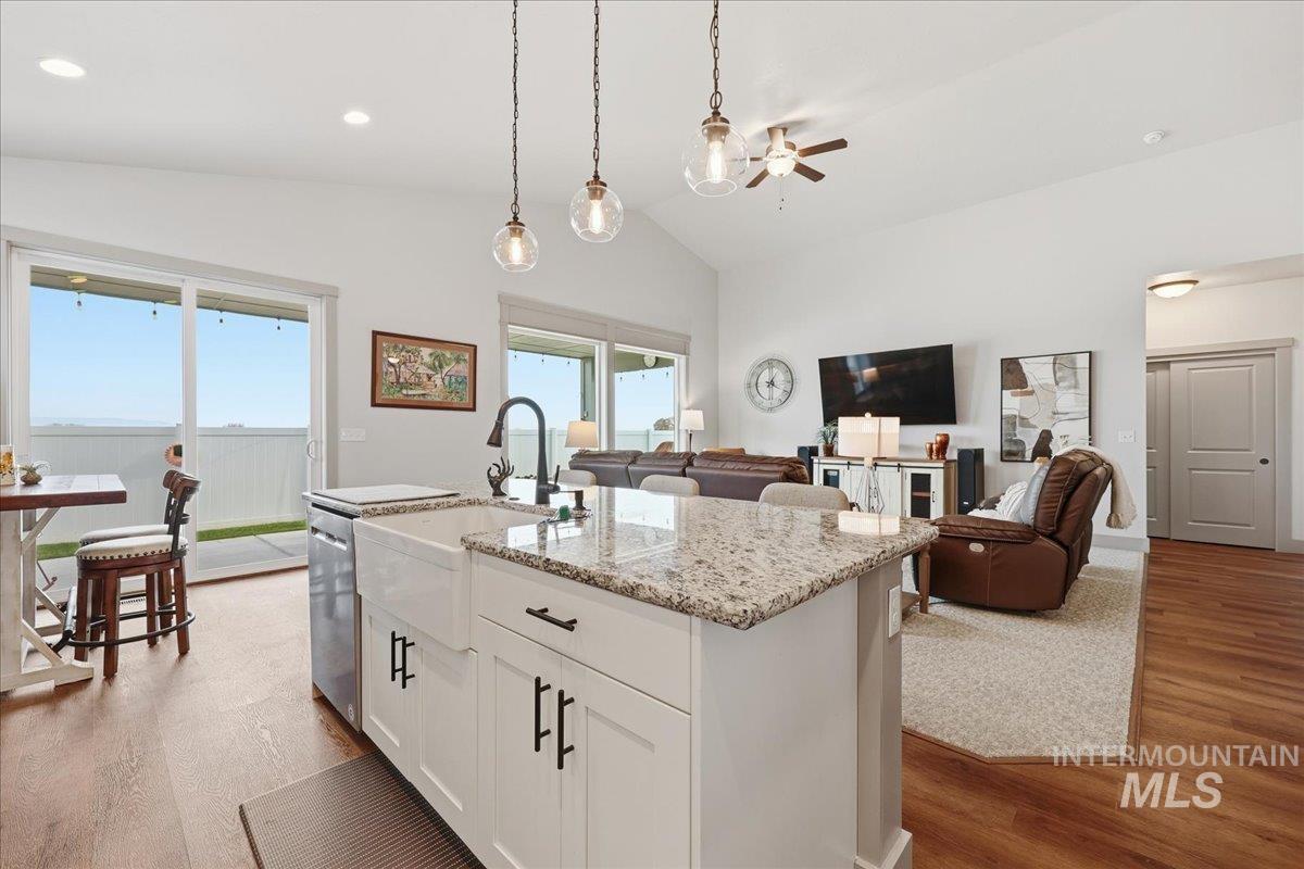 444 Blacksmith Ave