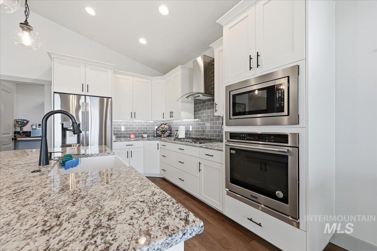 444 Blacksmith Ave