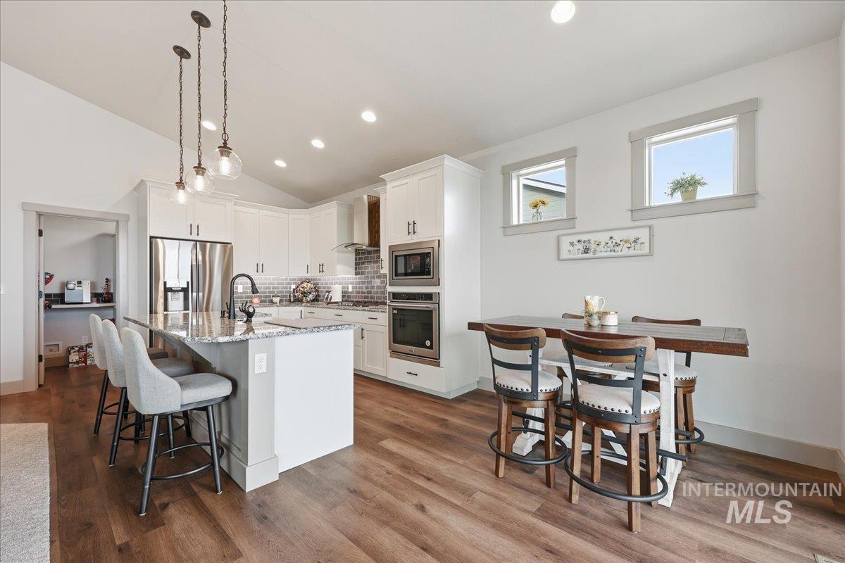 444 Blacksmith Ave