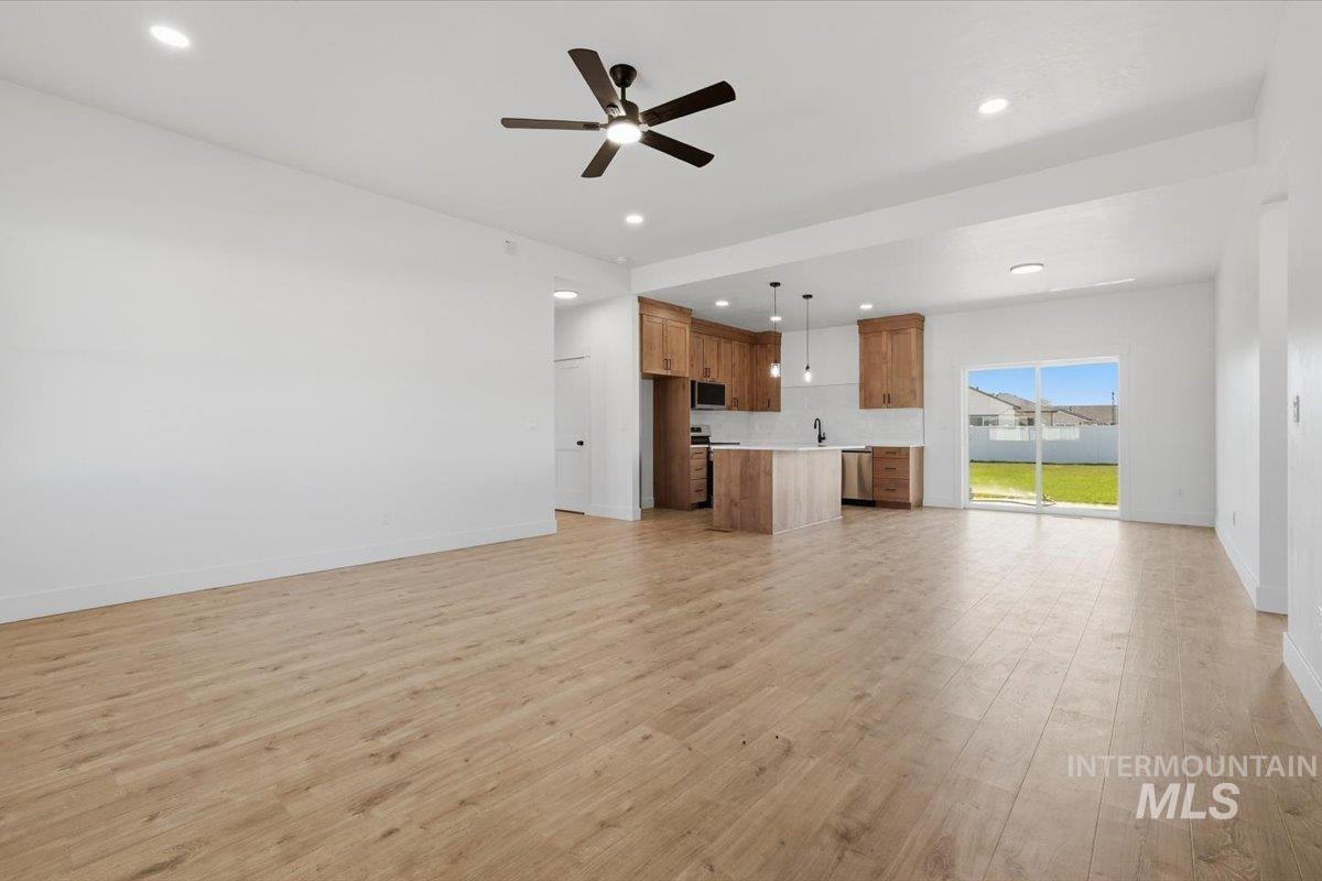 2173 Austin Way