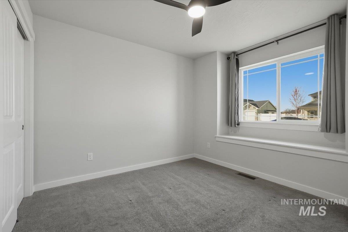 260 Stagecoach Ave