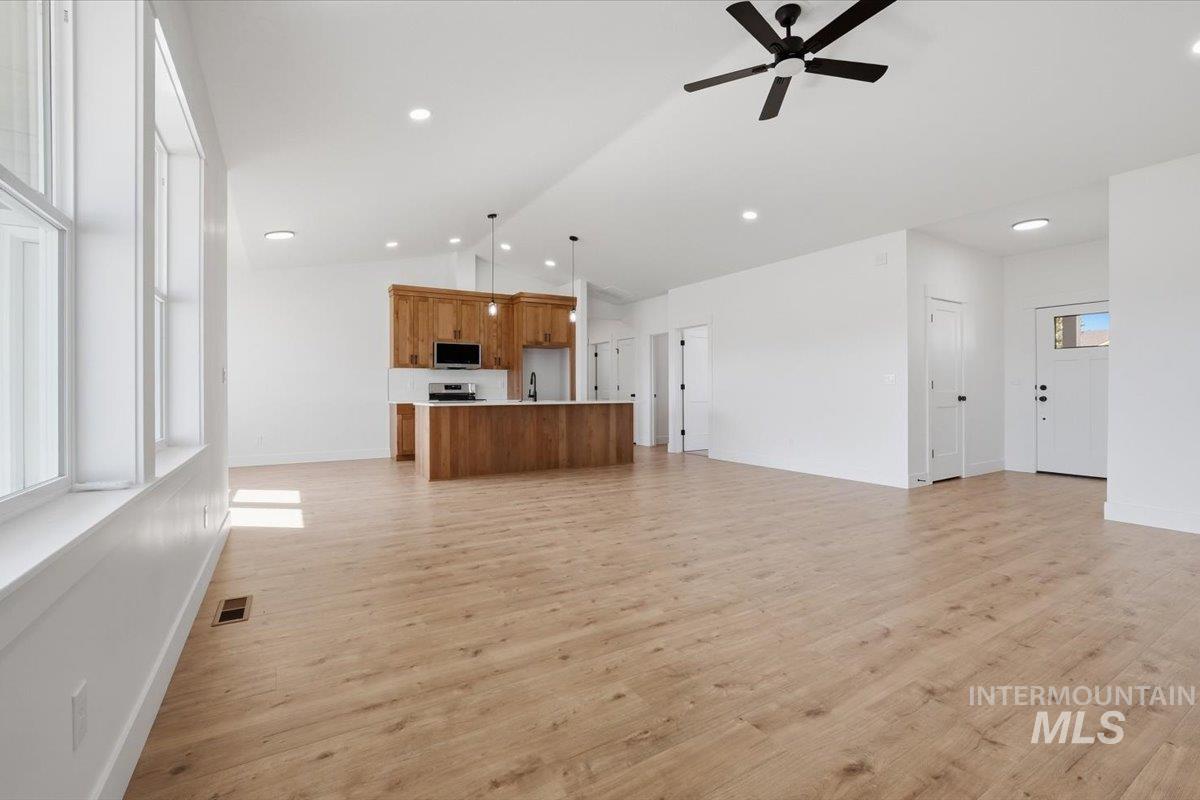 2175 Austin Way