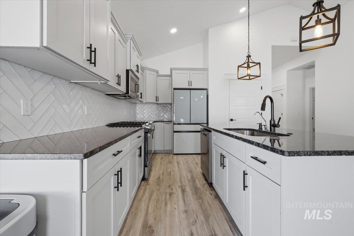 3129 Sepulveda