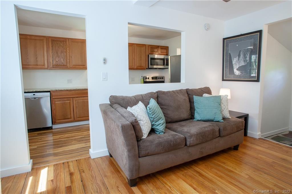 1226 Cedar Swamp Road