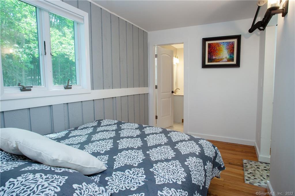 1226 Cedar Swamp Road