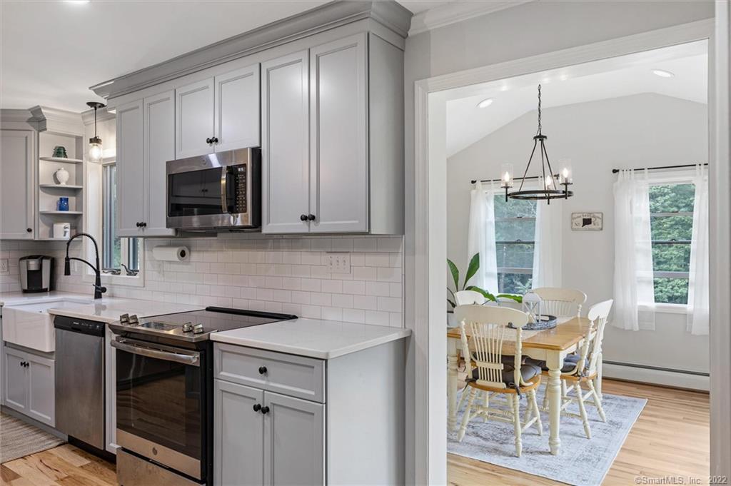 208 Bradford Corner Road