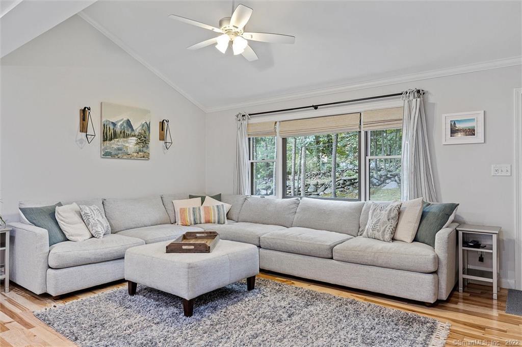 208 Bradford Corner Road