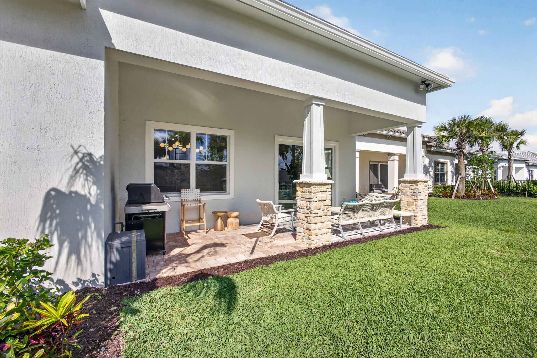 10546 Northbrook Circle