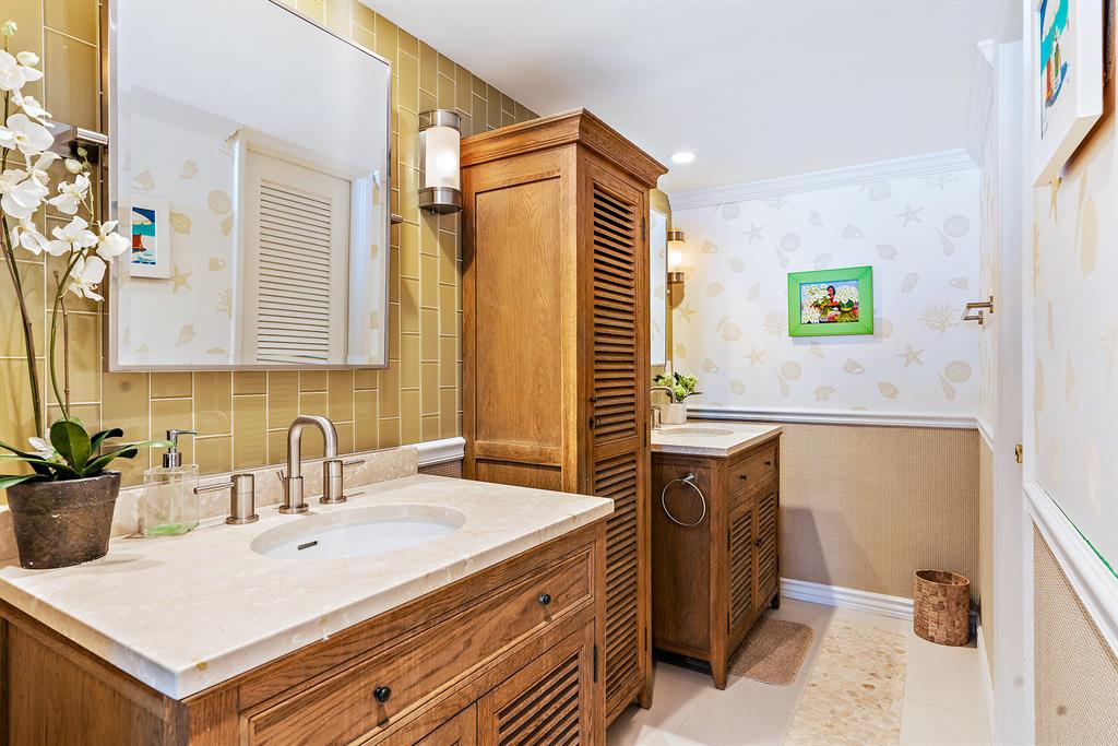 3570 S Ocean Boulevard Unit: 600