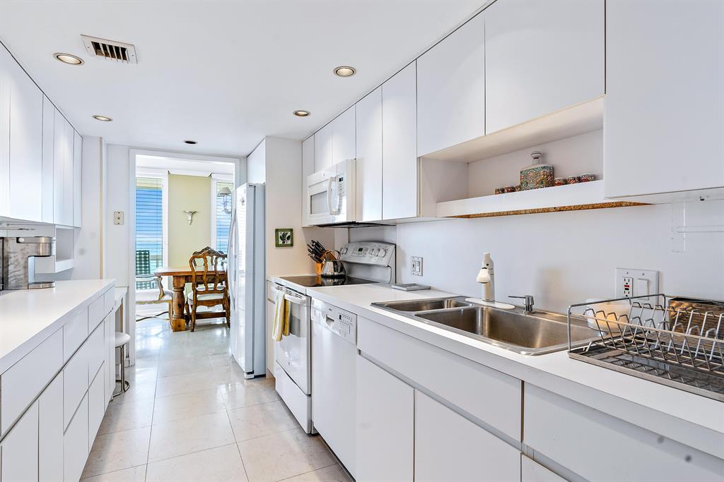 3570 S Ocean Boulevard Unit: 600