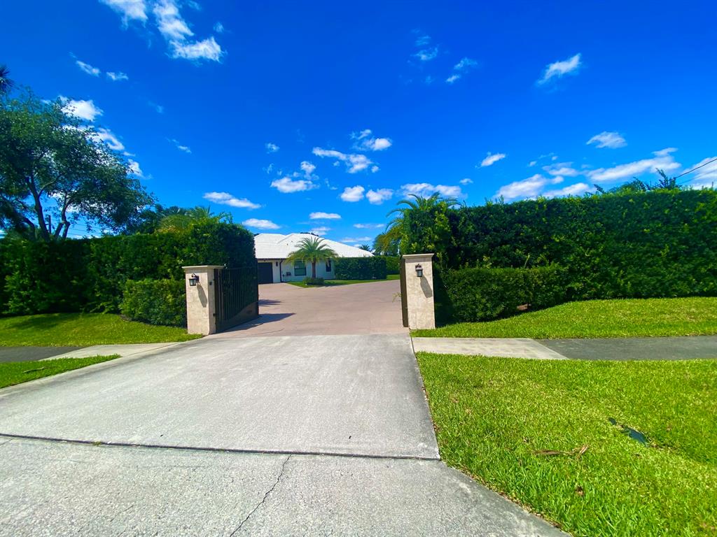 14977 Key Lime Boulevard