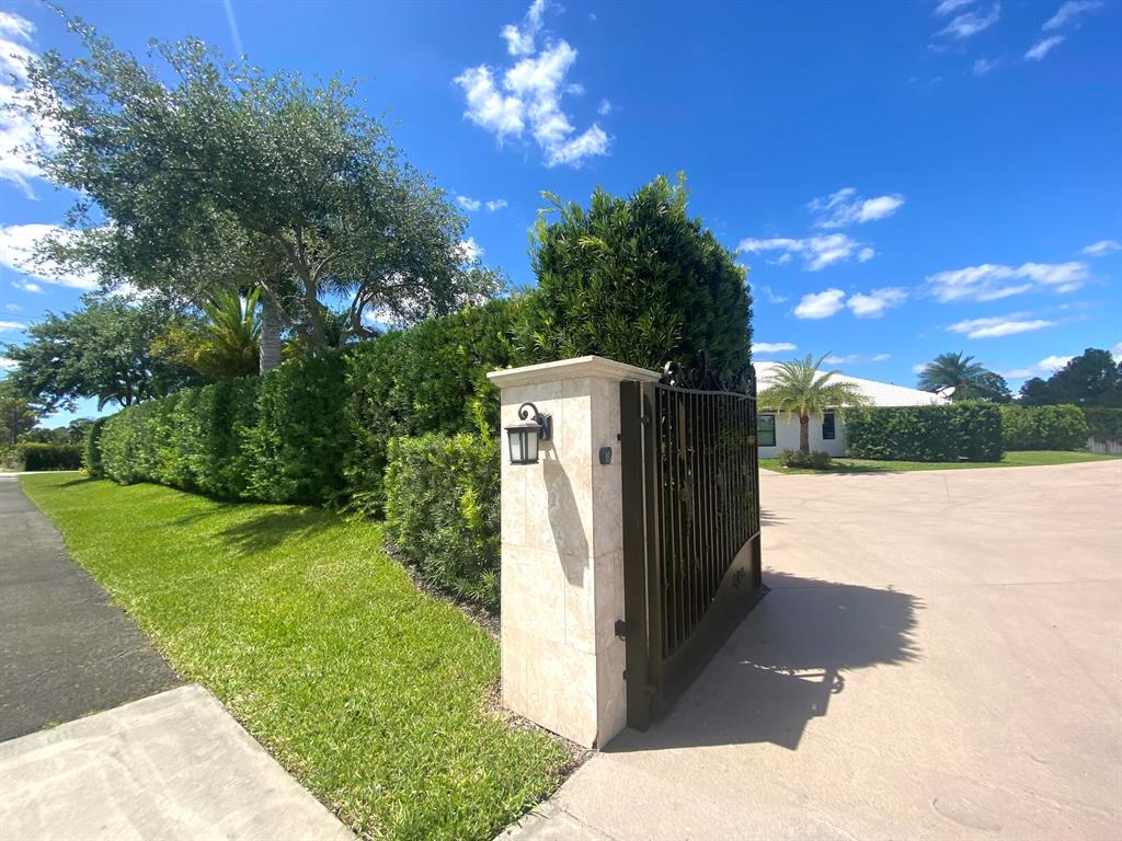 14977 Key Lime Boulevard