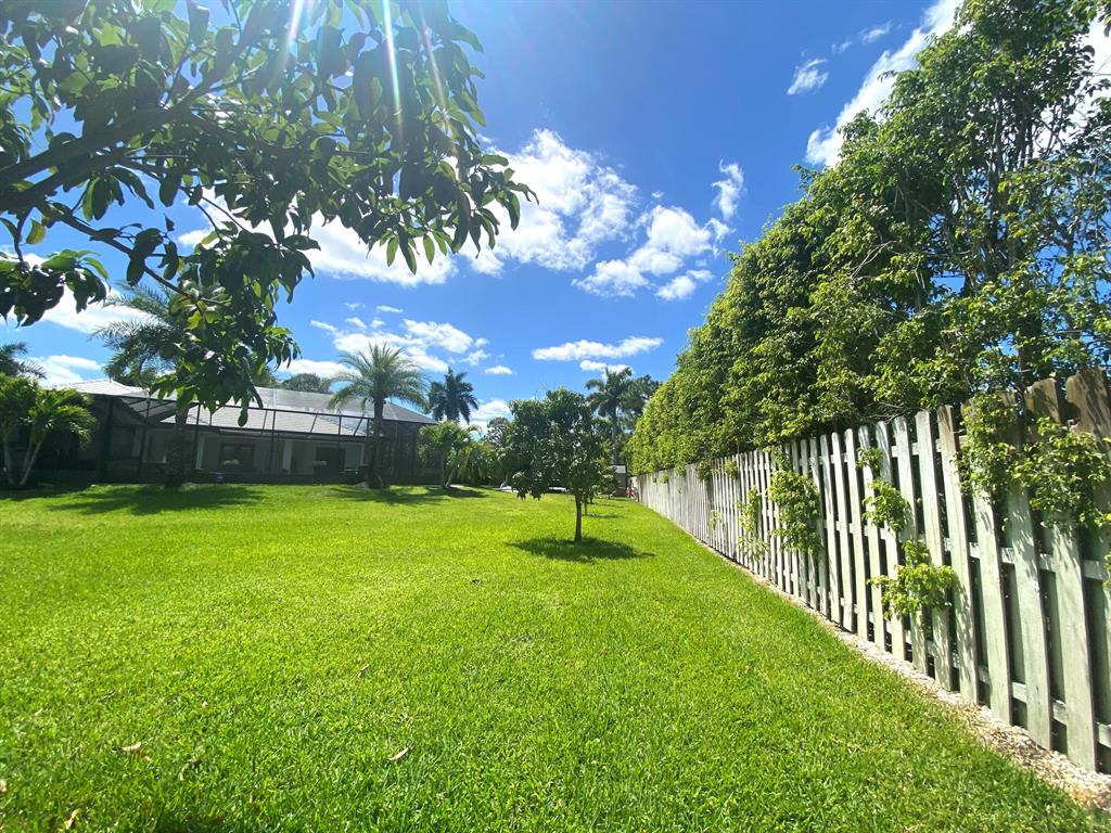 14977 Key Lime Boulevard