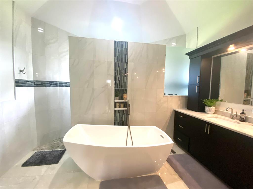 14977 Key Lime Boulevard