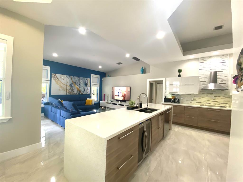 14977 Key Lime Boulevard