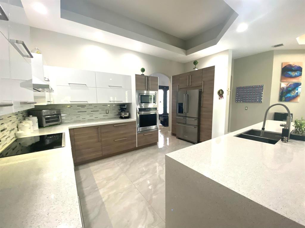 14977 Key Lime Boulevard