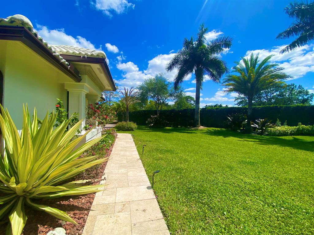 14977 Key Lime Boulevard