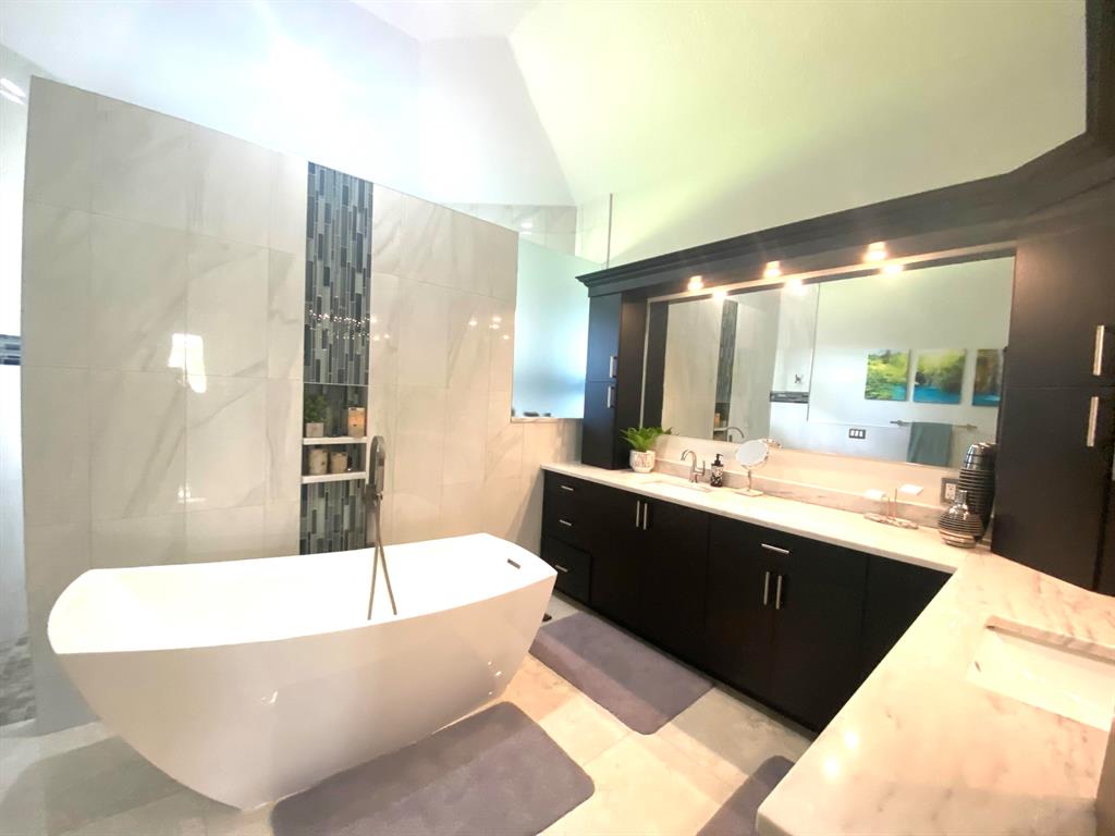 14977 Key Lime Boulevard