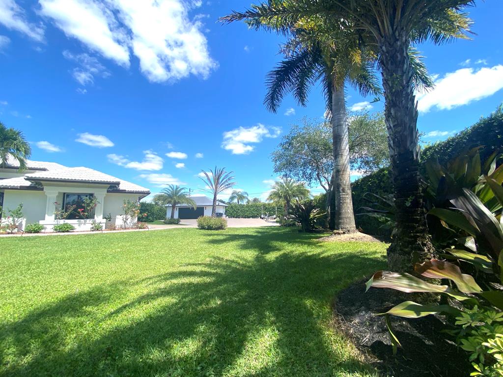 14977 Key Lime Boulevard