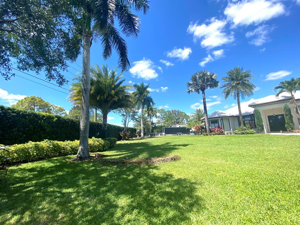 14977 Key Lime Boulevard